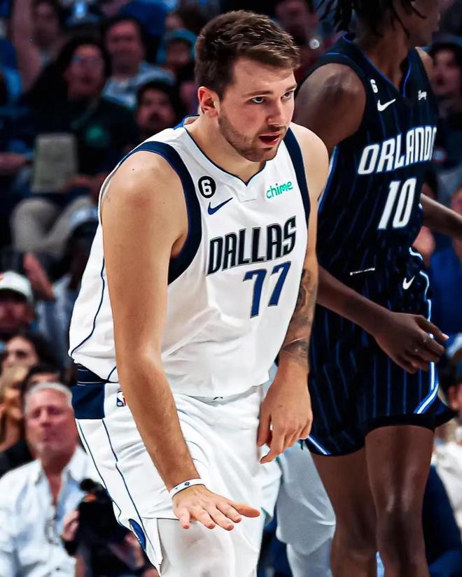 这种稳健姿 这种稳健姿