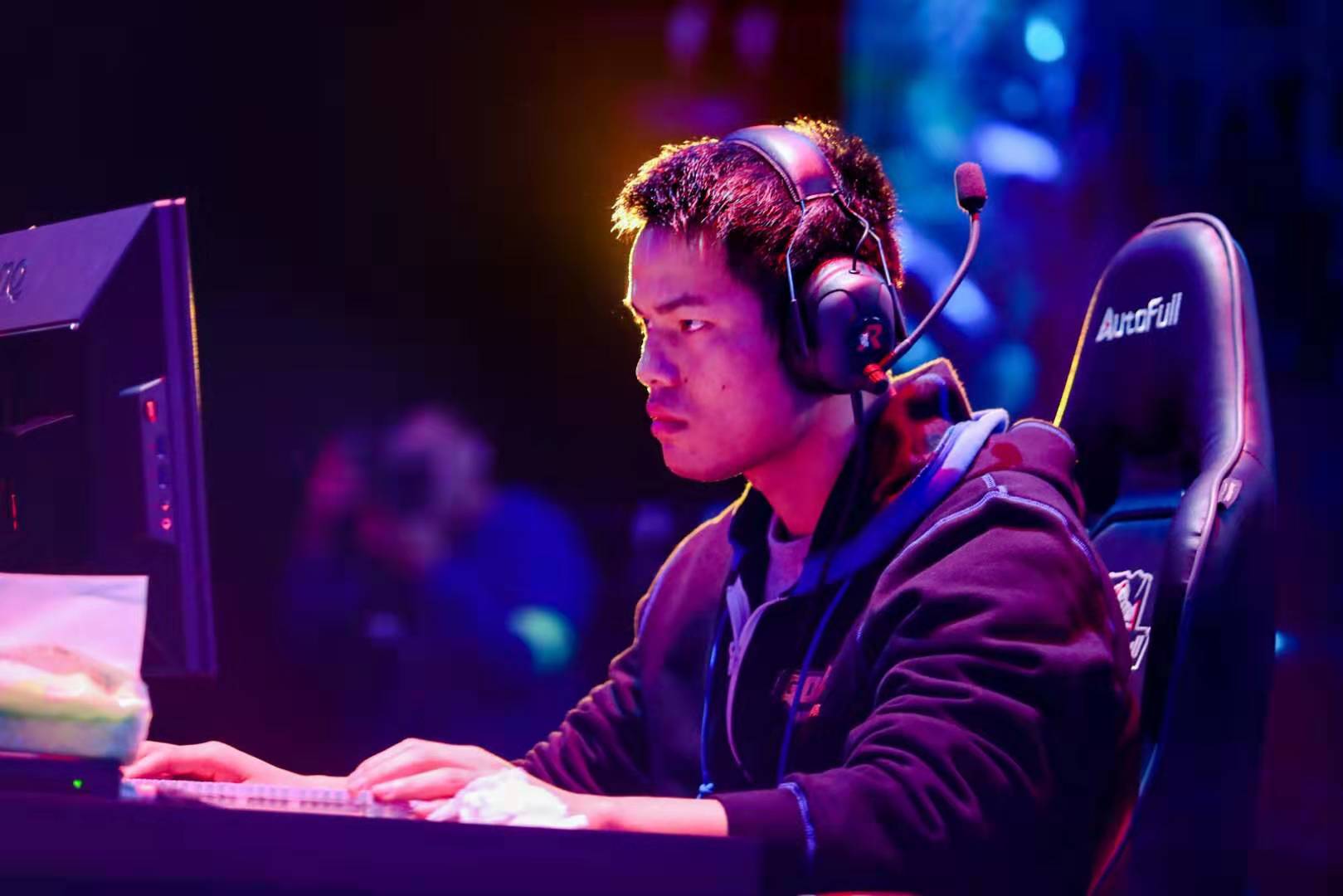 经裁掉刘礼 经裁掉刘礼