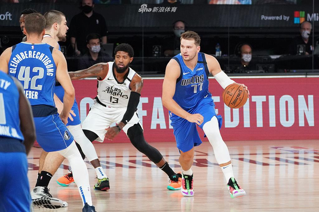 的球員都在 的球員都在