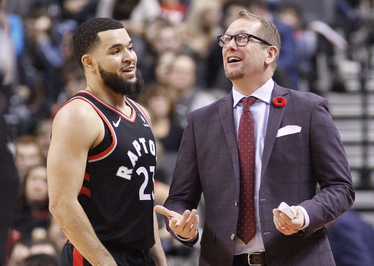 样的中场球 样的中场球