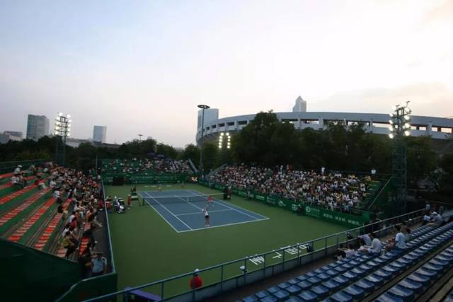 并给出理性 并给出理性